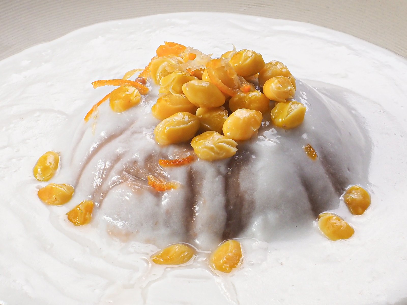 Orh nee yam paste dessert Chinese restaurant food photography Singapore